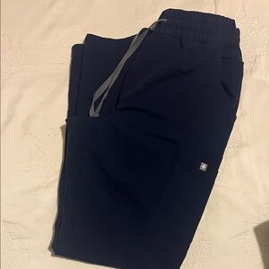 Women’s High waisted Dowa Scrub Pants  Figs Scrub Pants Size M